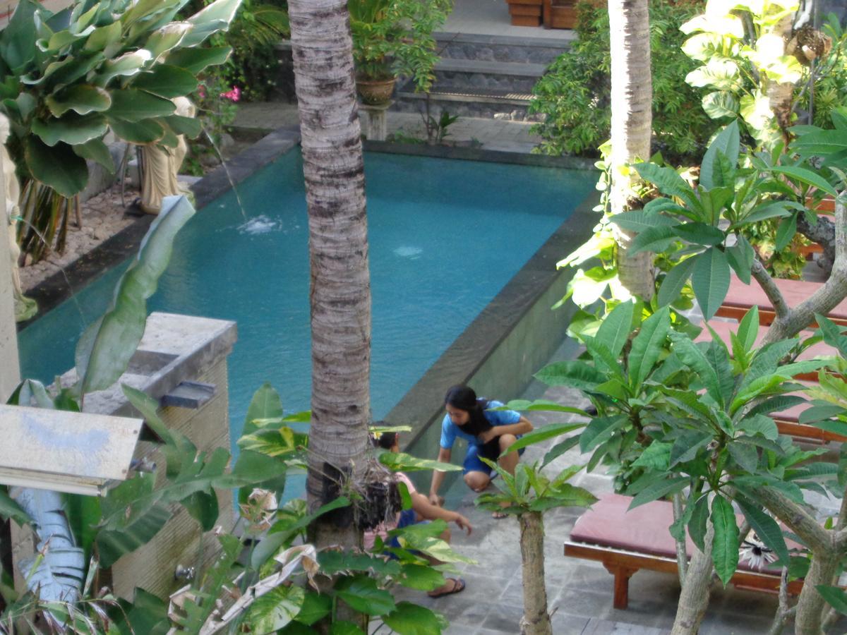 Yulia 1 Acomodação com café da manhã Sanur Exterior foto