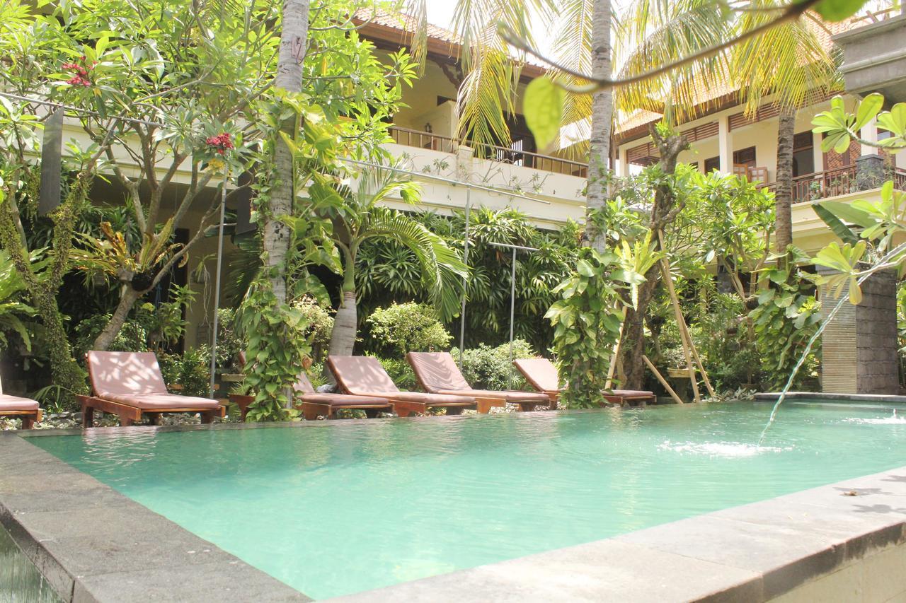 Yulia 1 Acomodação com café da manhã Sanur Exterior foto