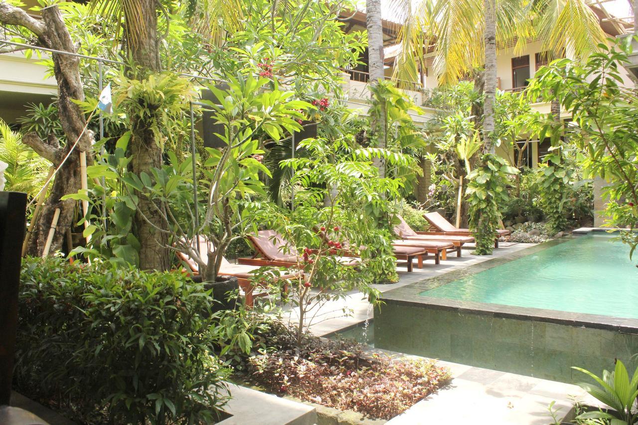 Yulia 1 Acomodação com café da manhã Sanur Exterior foto