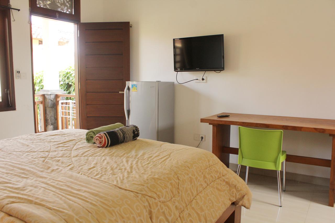 Yulia 1 Acomodação com café da manhã Sanur Exterior foto