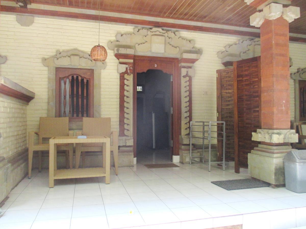 Yulia 1 Acomodação com café da manhã Sanur Exterior foto